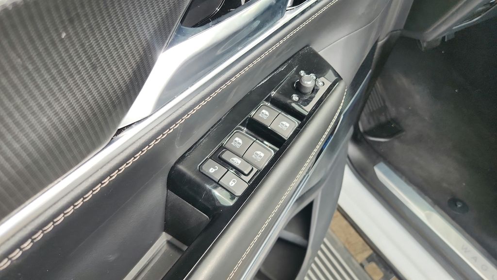 2024 Jeep Grand Wagoneer L