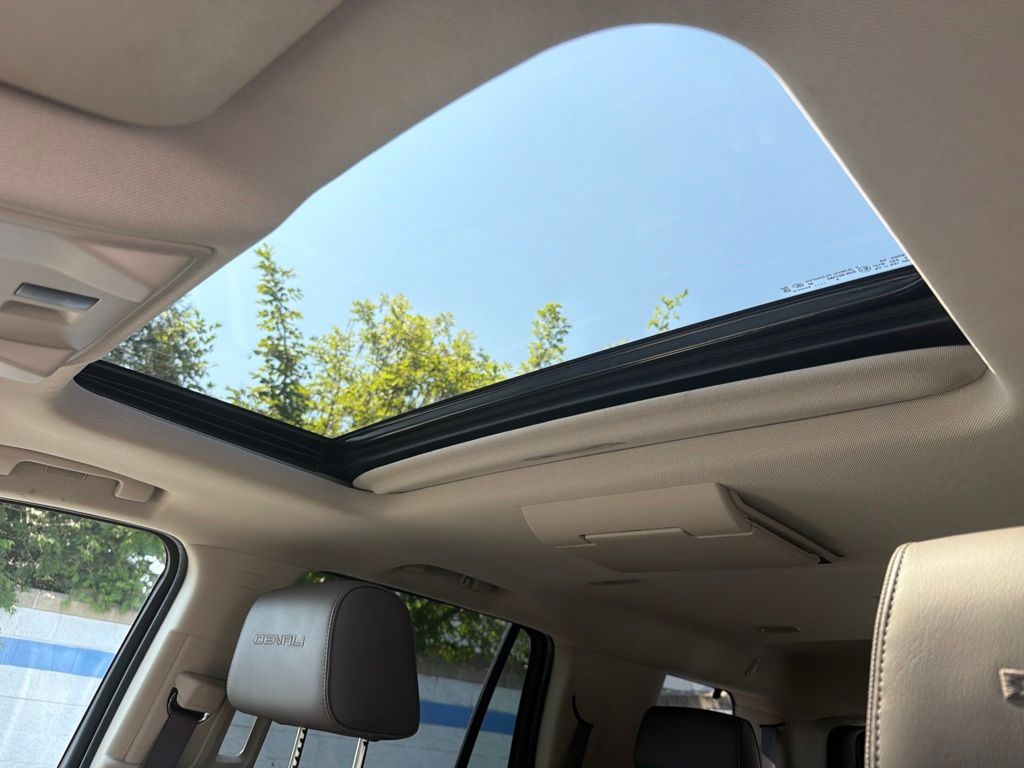 Thumbnail: 2019 GMC Yukon - 11