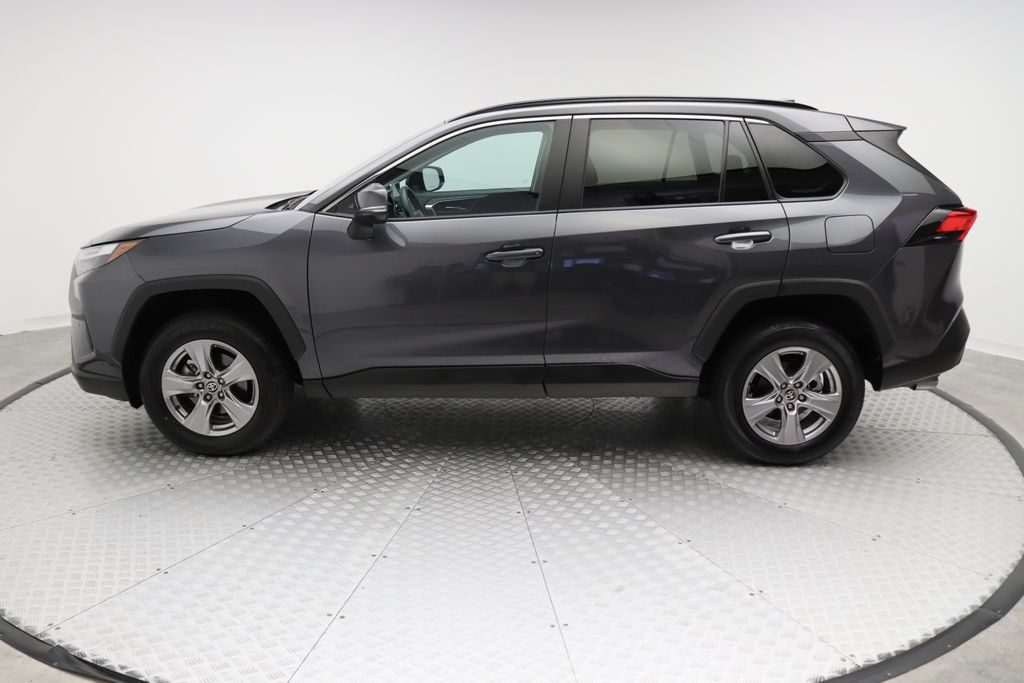 2023 Toyota RAV4 XLE 12