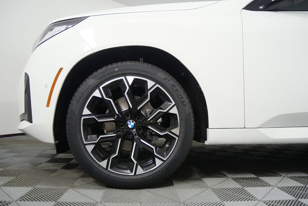 Thumbnail: 2026 BMW X3 - 8