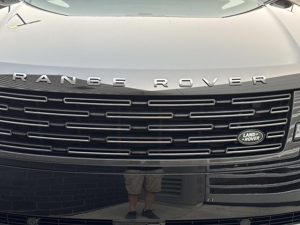 New 2026 Black Land Rover SE image 11