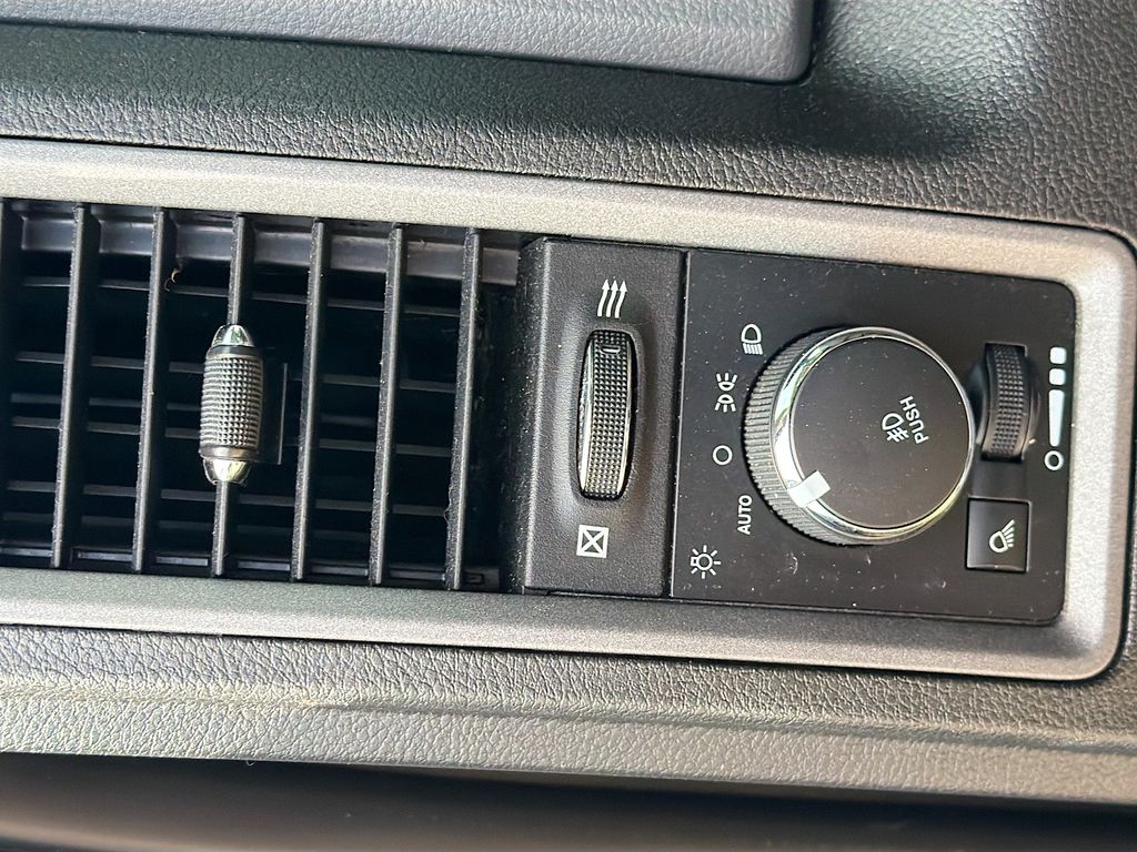 Used 2019 White Ram Express image 10