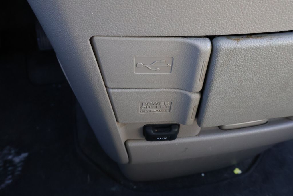 Thumbnail: 2016 Honda Odyssey - 26