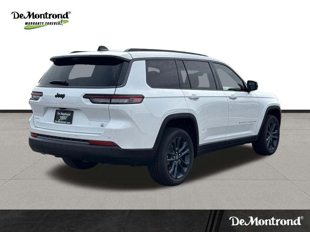 2026 Jeep Grand Cherokee L  White at Texan Dodge Chrysler Jeep Ram