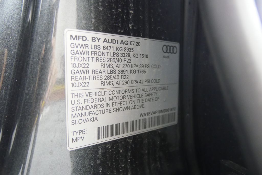 Thumbnail: 2021 Audi Q8 - 31