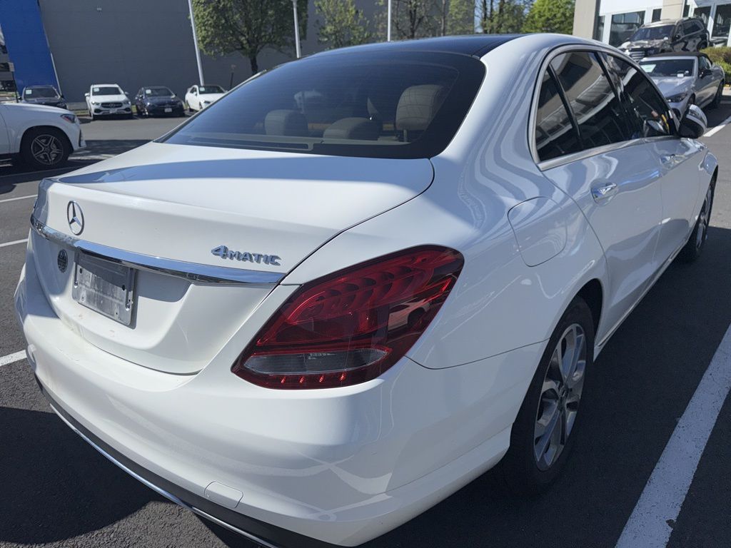 Thumbnail: 2017 Mercedes-Benz C-Class - 3
