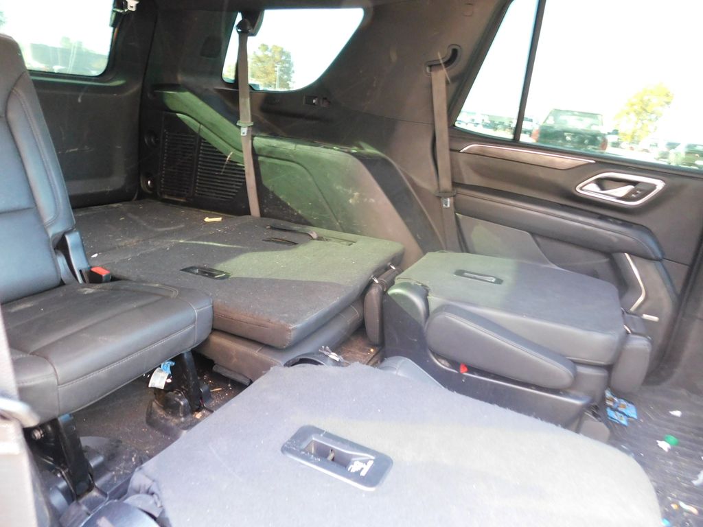 Thumbnail: 2023 Chevrolet Tahoe - 5