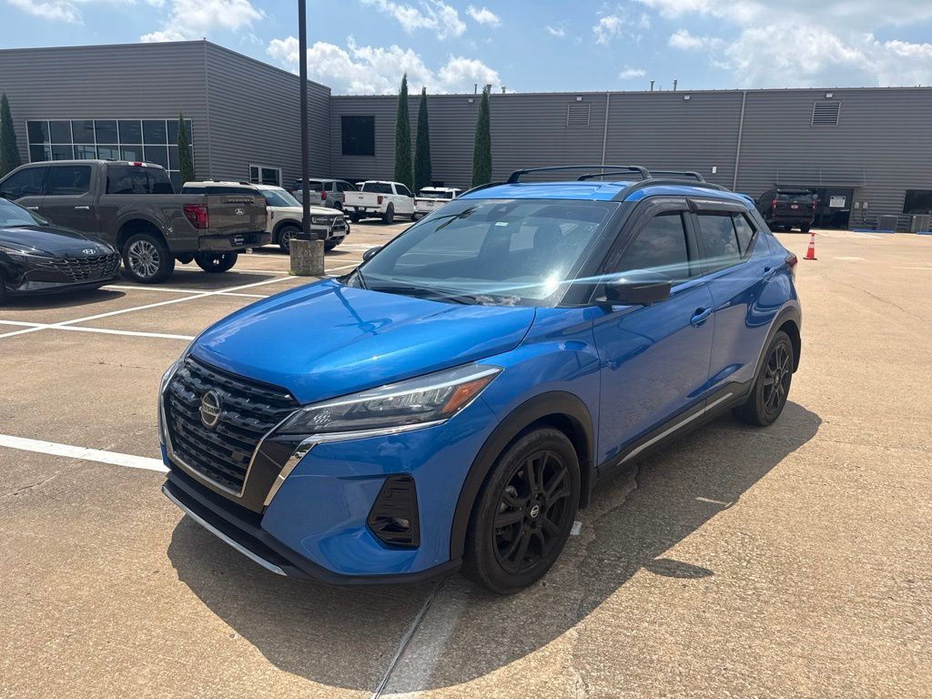 Electric Blue Metallic 2021 Nissan Kicks SUV / Crossover Front-Wheel Drive Continuously Variable Transmission