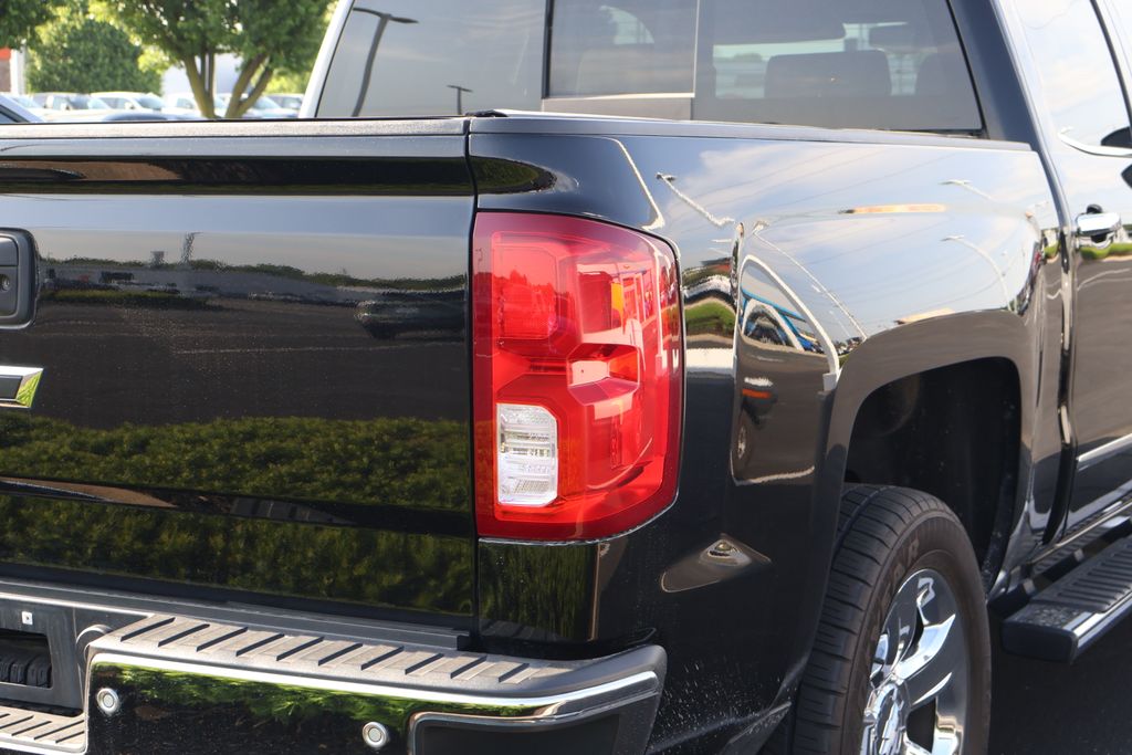 2018 Chevrolet Silverado 1500 LTZ 8
