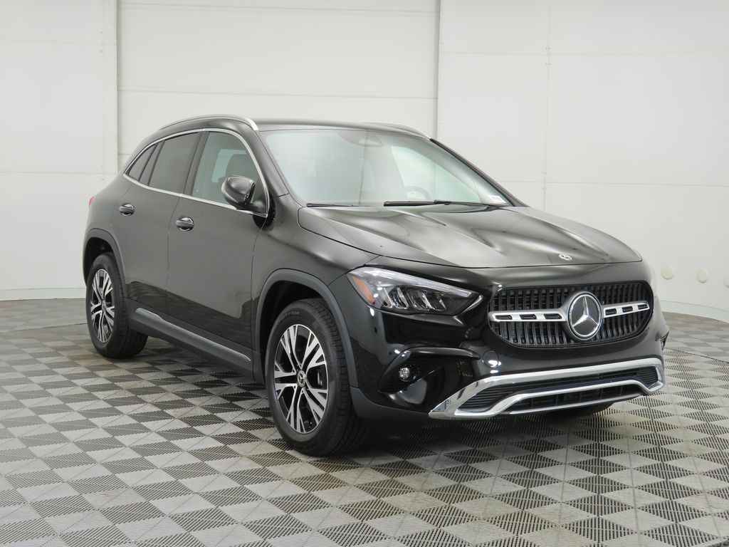 Thumbnail: 2026 Mercedes-Benz GLA - 3