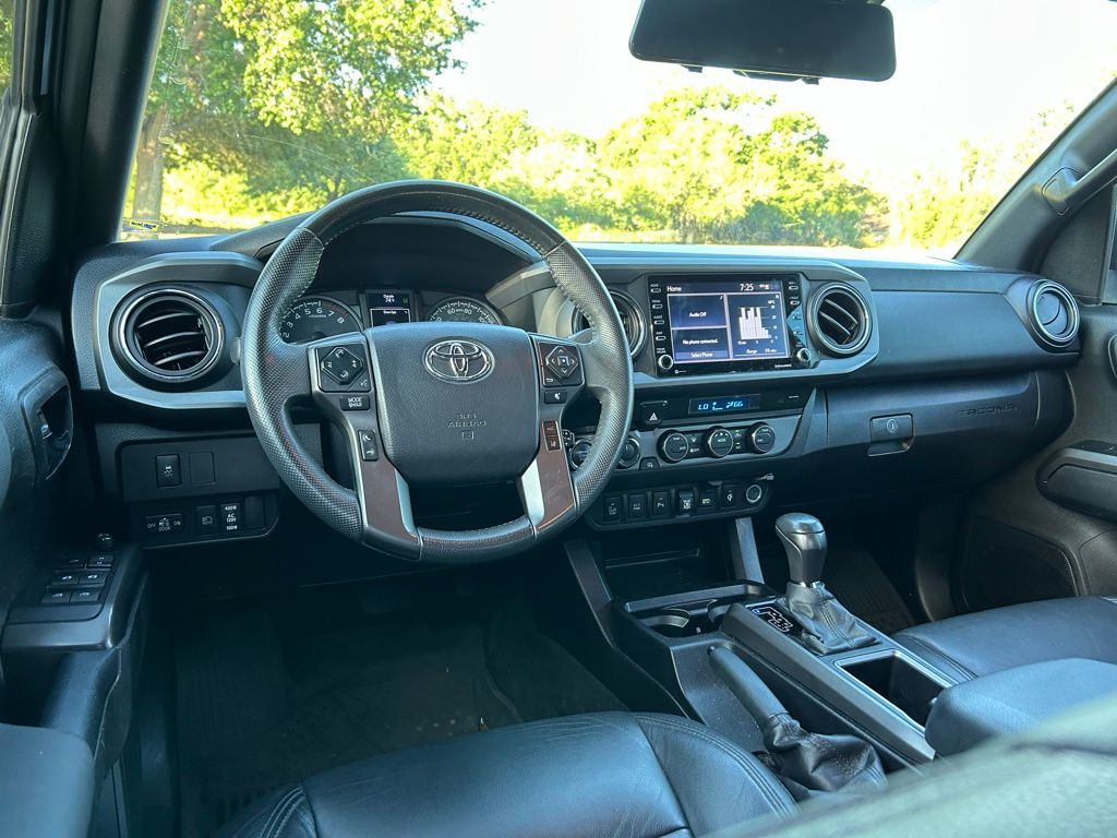 Thumbnail: 2021 Toyota Tacoma - 12