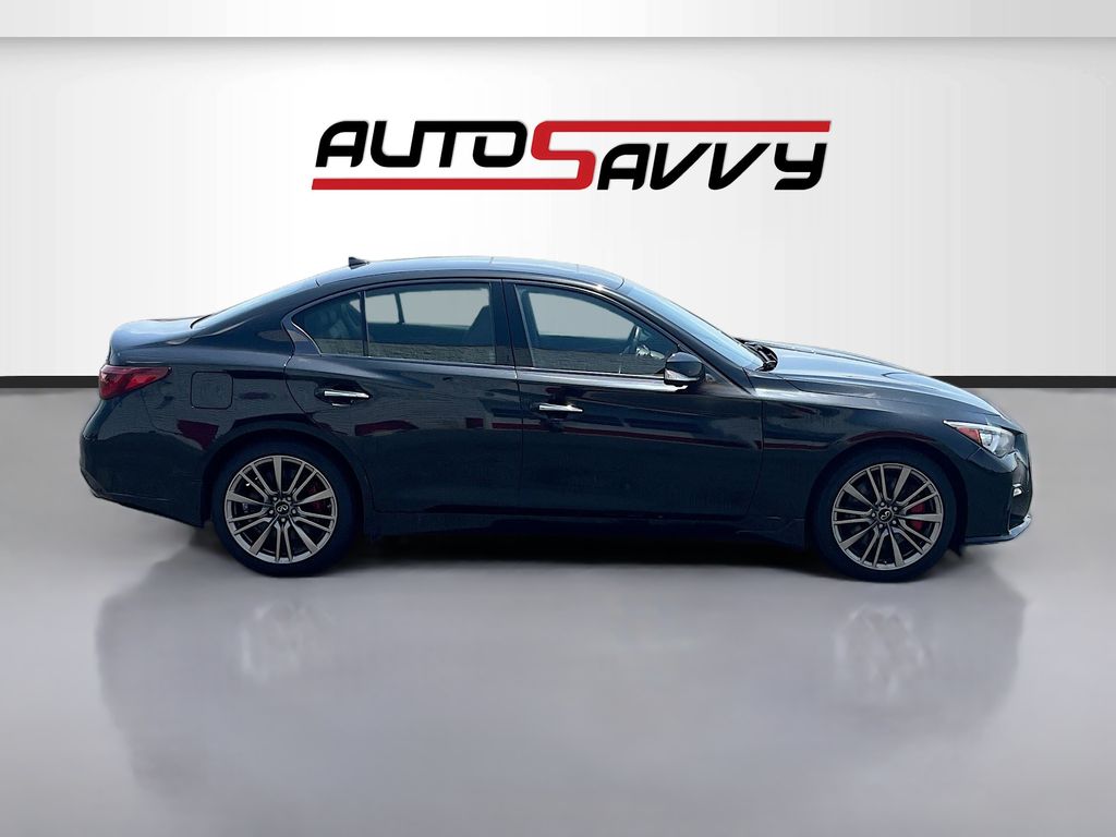 Used 2022 Black INFINITI Red Sport 400 image 8