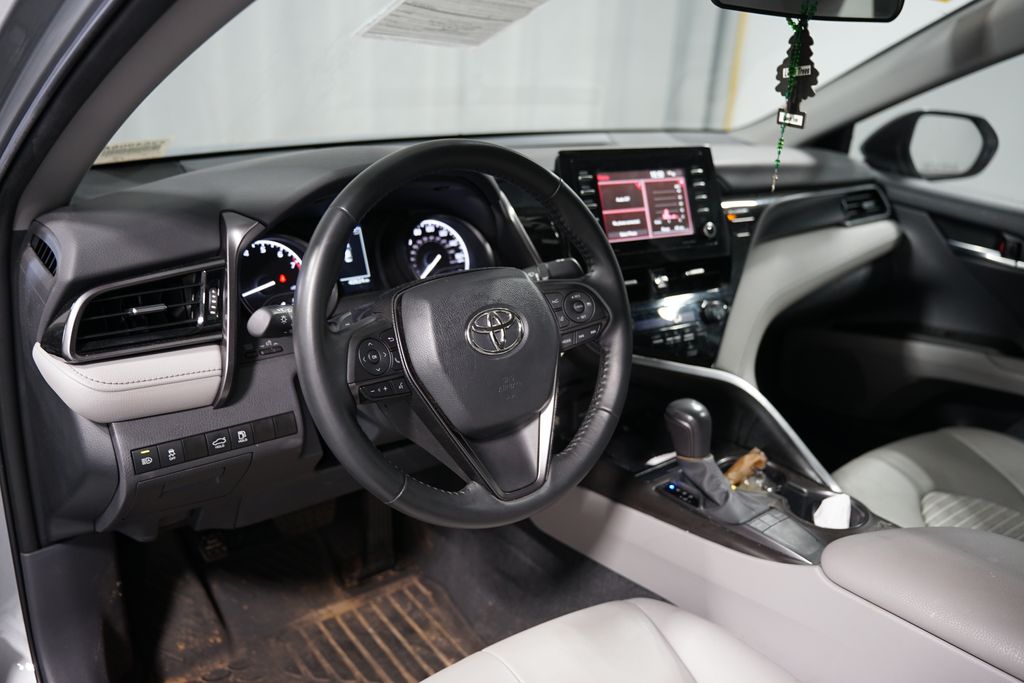 2023 Toyota Camry SE 7