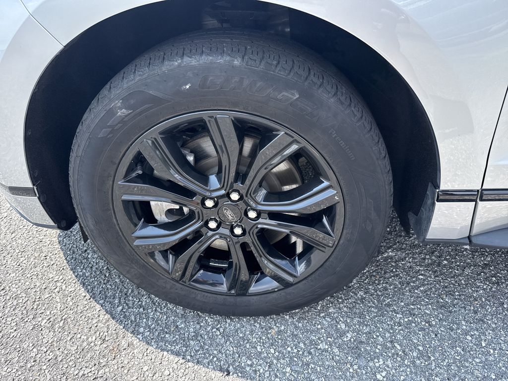 Used 2023 Ford Edge SUV