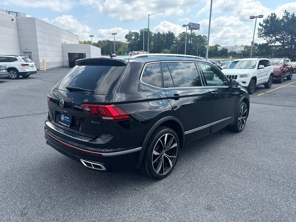 2022 Volkswagen Tiguan 2.0T SEL R-Line Black at Subaru and VW of Moon Township