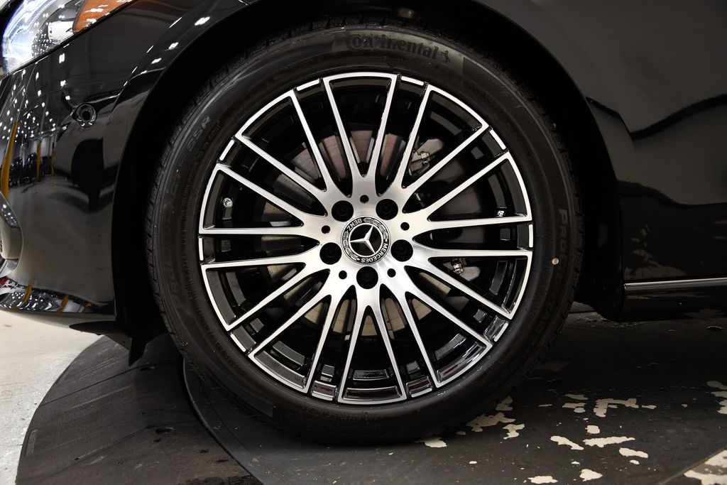 Thumbnail: 2025 Mercedes-Benz C-Class - 13