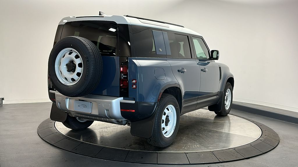 2024 Land Rover Defender 110 S 5