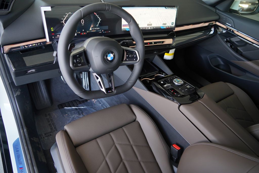 Thumbnail: 2027 BMW 5 Series - 12