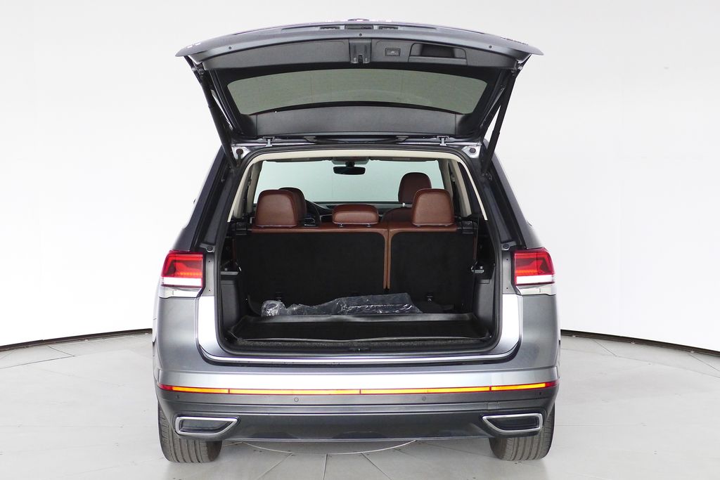 2023 Volkswagen Atlas SE 10