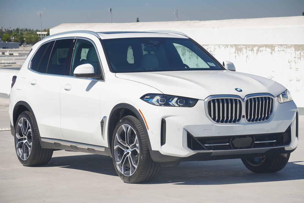 Thumbnail: 2026 BMW X5 - 3