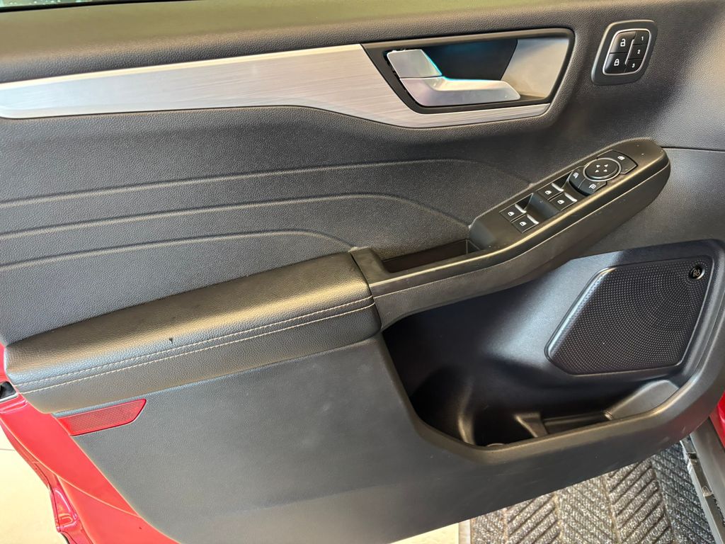 2023 Ford Escape Hybrid Platinum