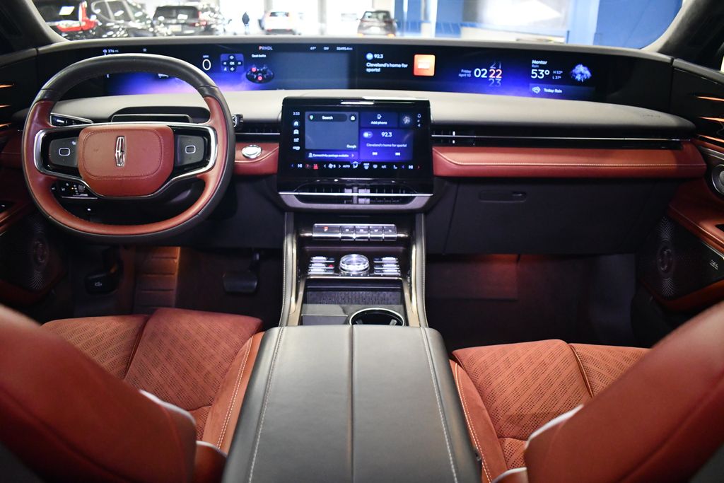 Thumbnail: 2024 Lincoln Nautilus - 18