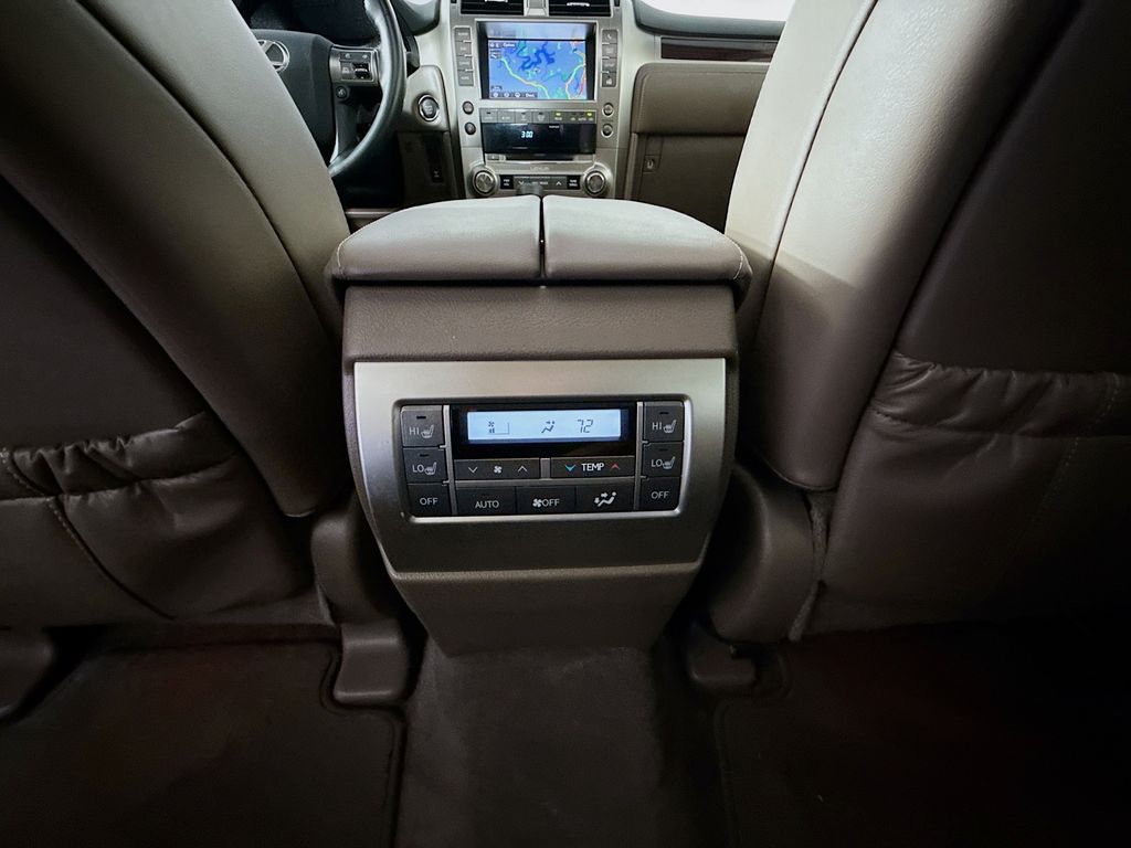 Thumbnail: 2018 Lexus GX - 26