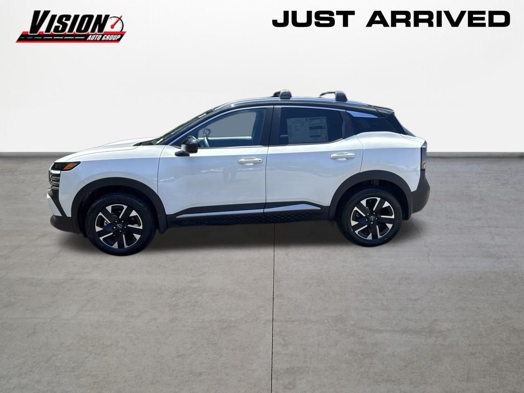 Aspen White/Super Black 2026 Nissan Kicks SUV / Crossover All-Wheel Drive Continuously Variable Transmission
