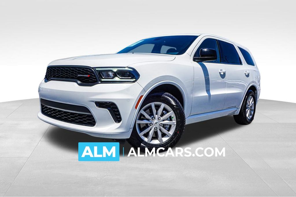 White Knuckle Clearcoat 2025 Dodge Durango SUV / Crossover Rear-Wheel Drive 8-Speed Automatic