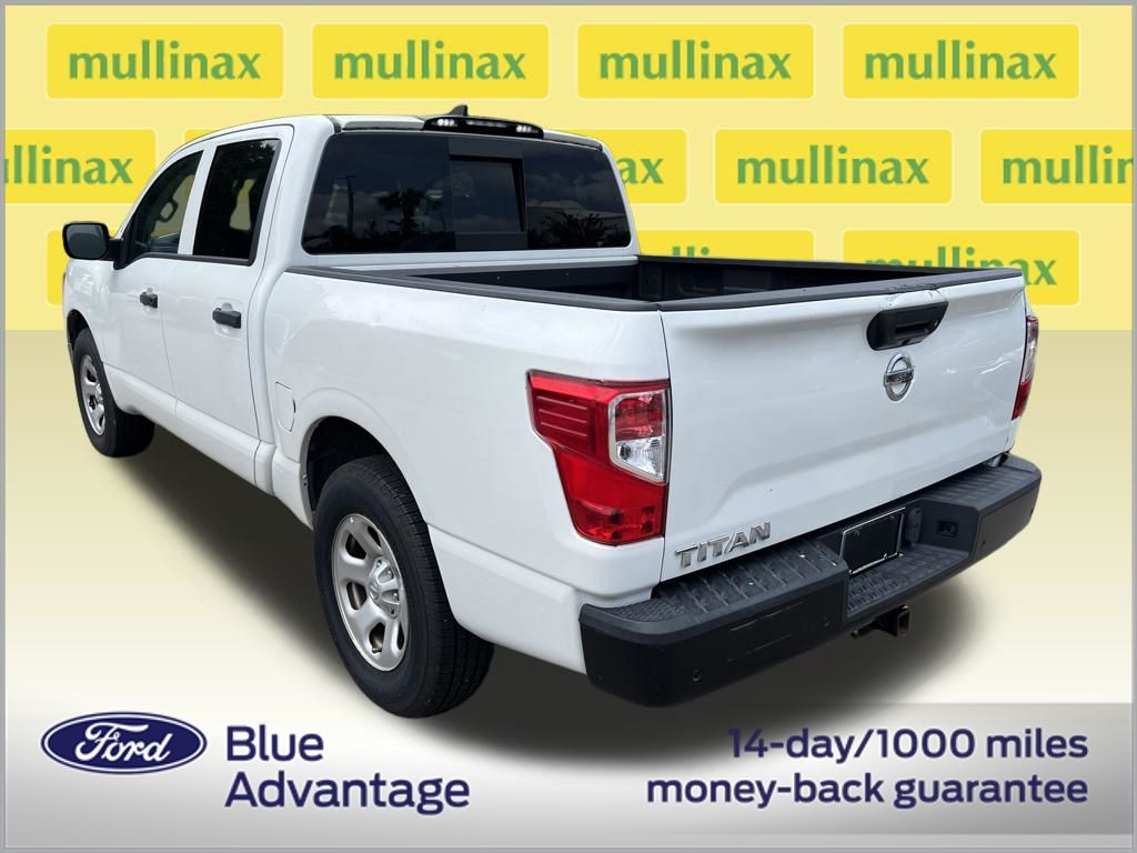 Certified Used 2022 White Nissan S image 3