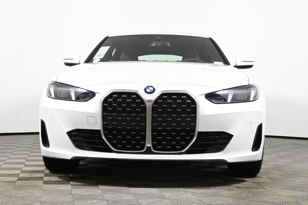 Thumbnail: 2026 BMW 4 Series - 10