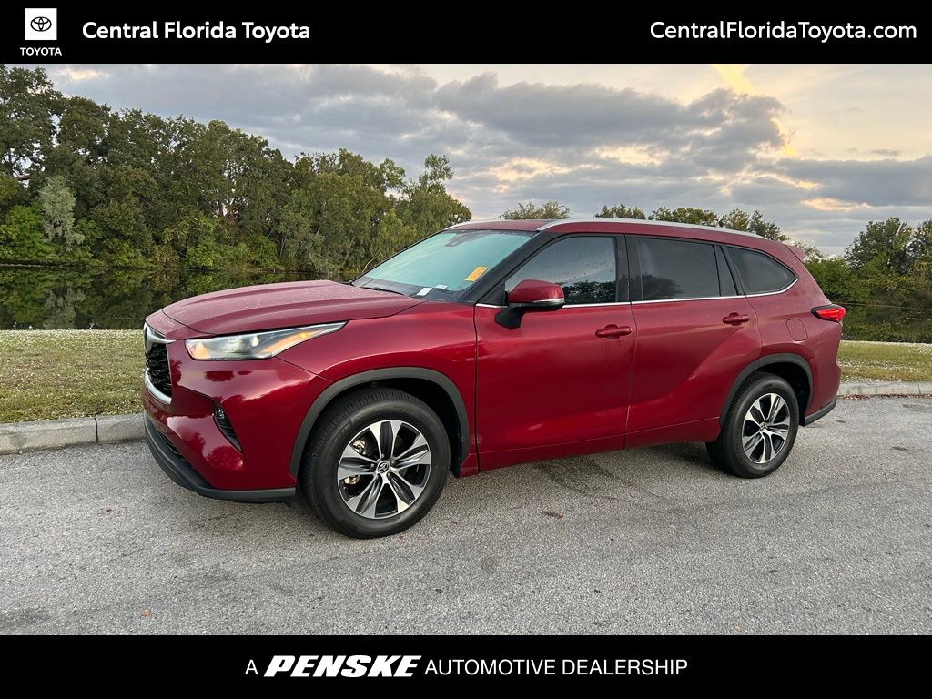 Thumbnail: 2022 Toyota Highlander - 1
