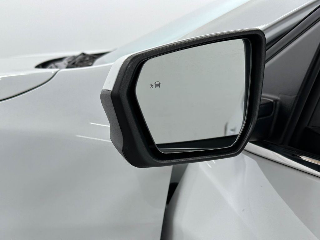 ChevroletEquinox24