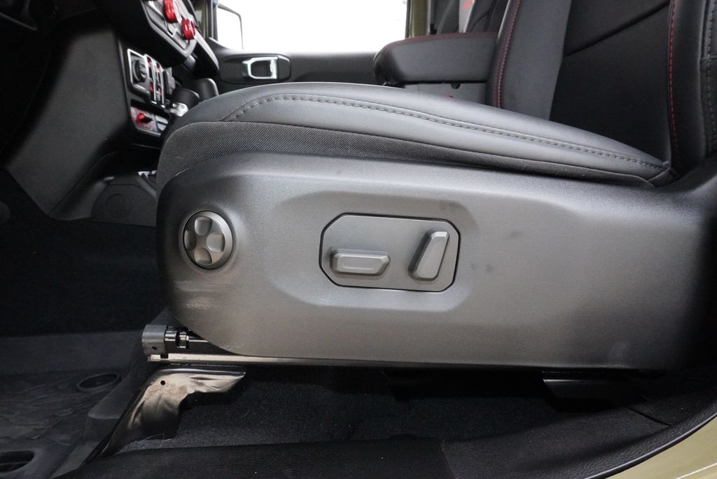 Used Car 2025 Jeep Gladiator  Rubicon For Sale Under $50,000 In Weatherford, Texas