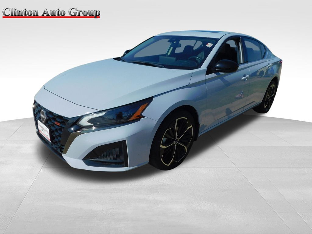 Gray Sky Pearl 2023 Nissan Altima Sedan All-Wheel Drive Continuously Variable Transmission