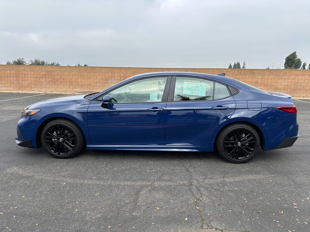 Thumbnail: 2025 Toyota Camry - 8