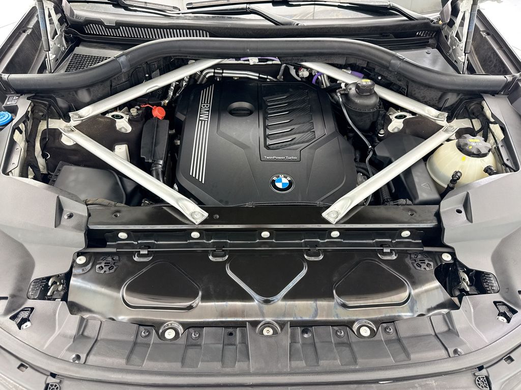 Thumbnail: 2021 BMW X7 - 28