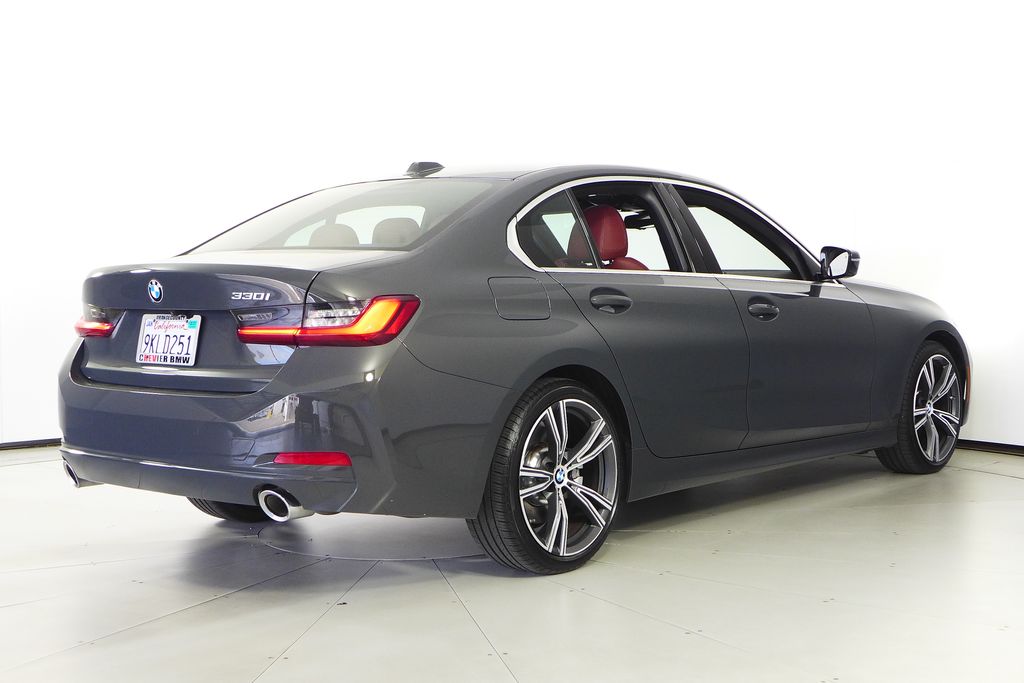 Thumbnail: 2024 BMW 3 Series - 7