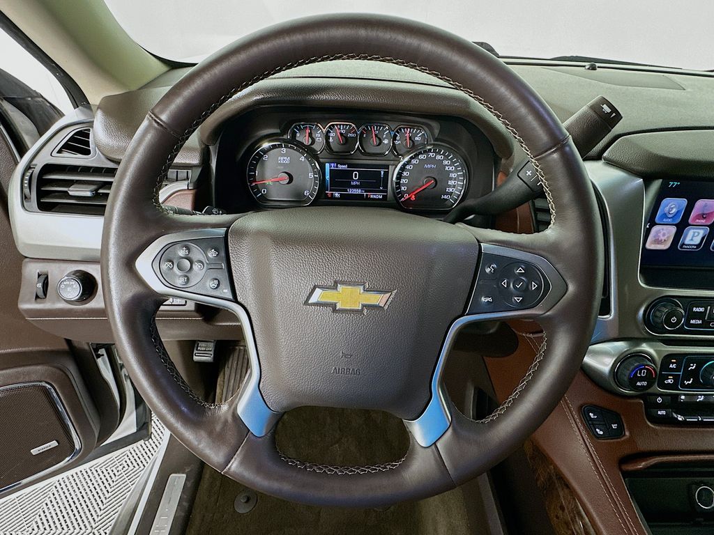 Thumbnail: 2015 Chevrolet Suburban - 11