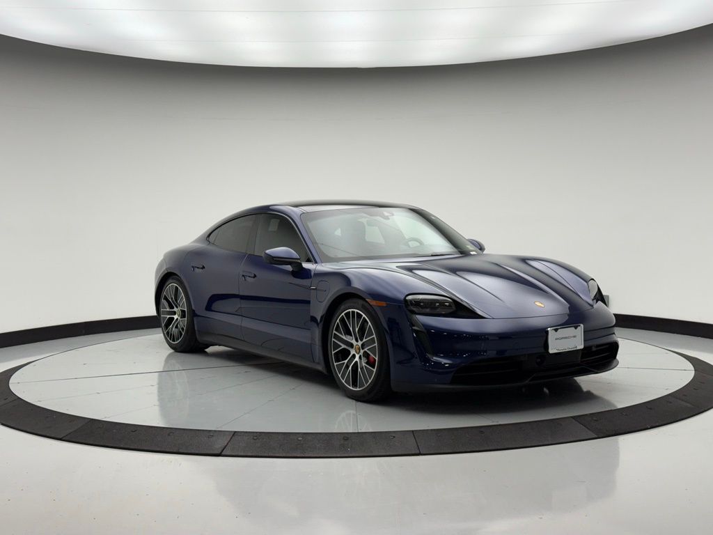 Thumbnail: 2021 Porsche Taycan - 6