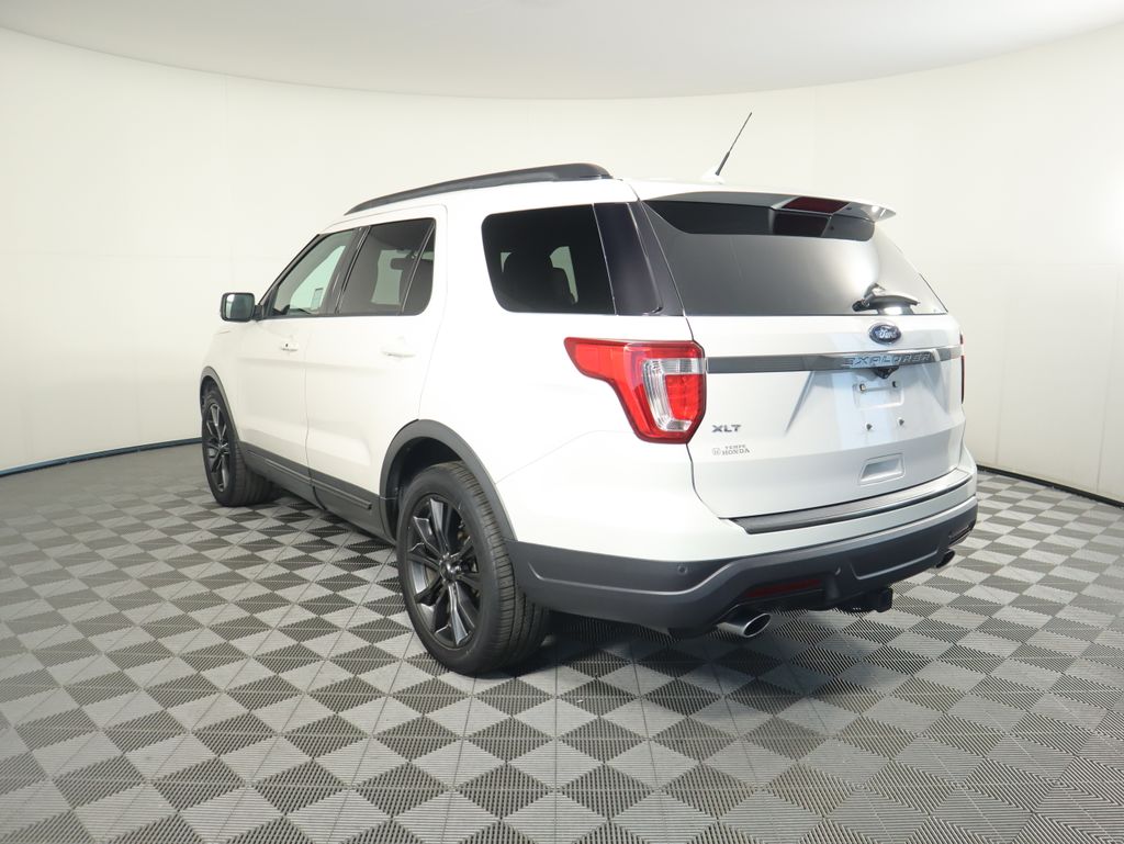Thumbnail: 2019 Ford Explorer - 7