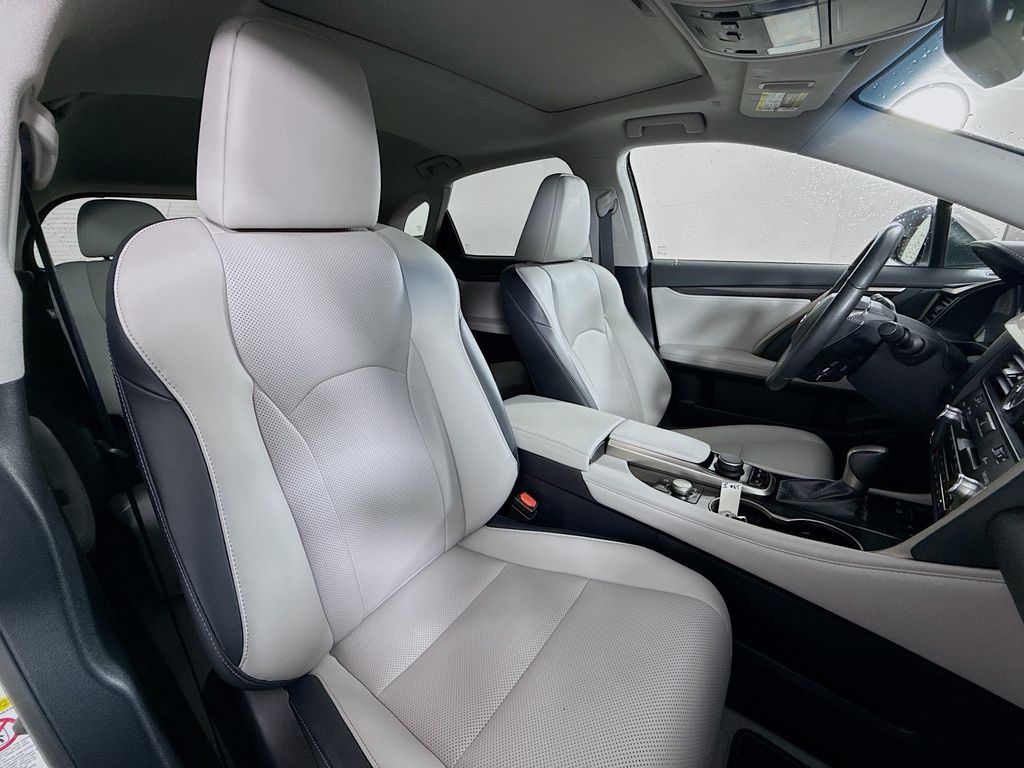 Thumbnail: 2019 Lexus RX - 29