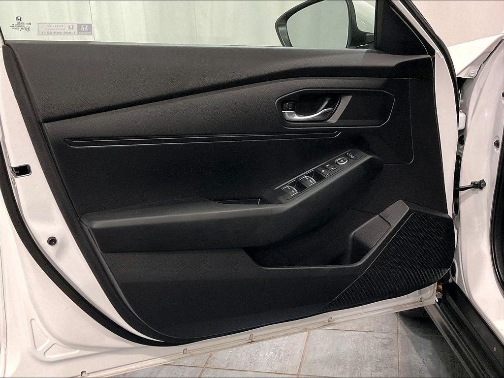 2025 Honda Accord — photo 9