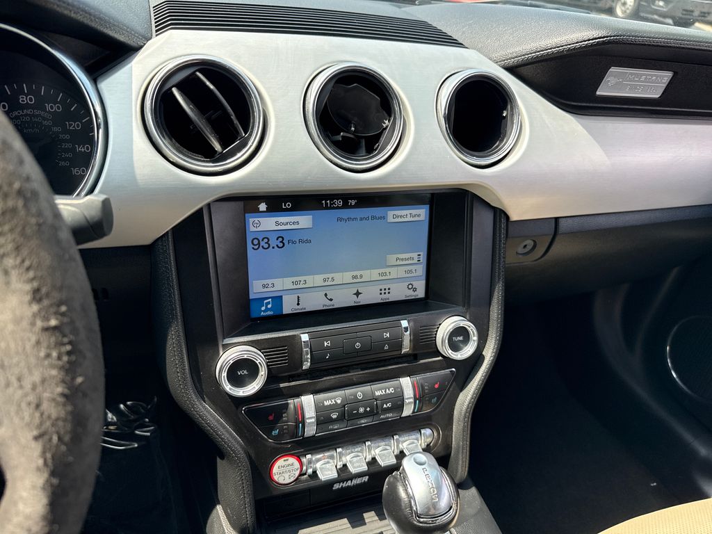 Used 2016 Orange Ford GT Premium image 18