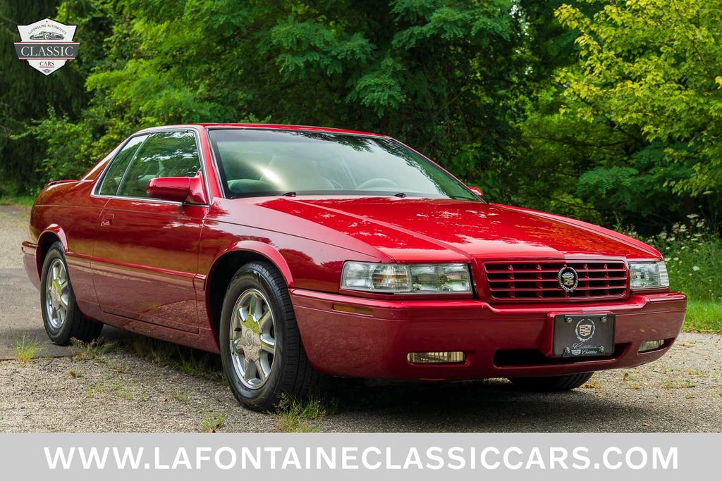 2000 Cadillac Eldorado 1