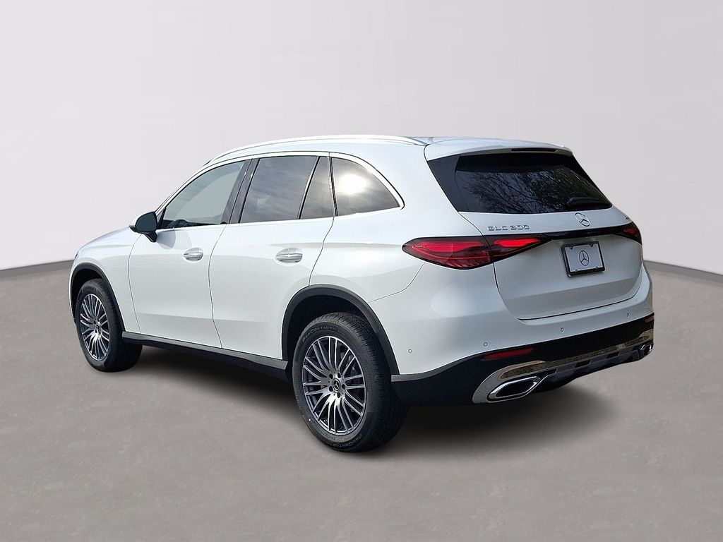 Thumbnail: 2026 Mercedes-Benz GLC - 4