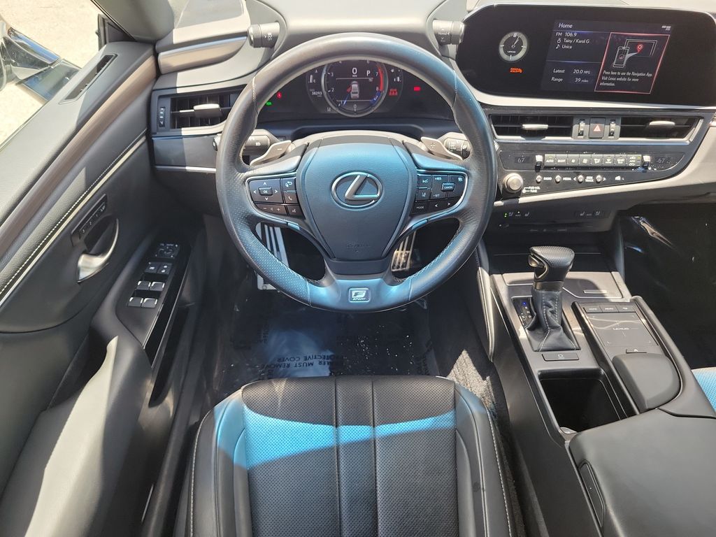 2022 Lexus ES 15