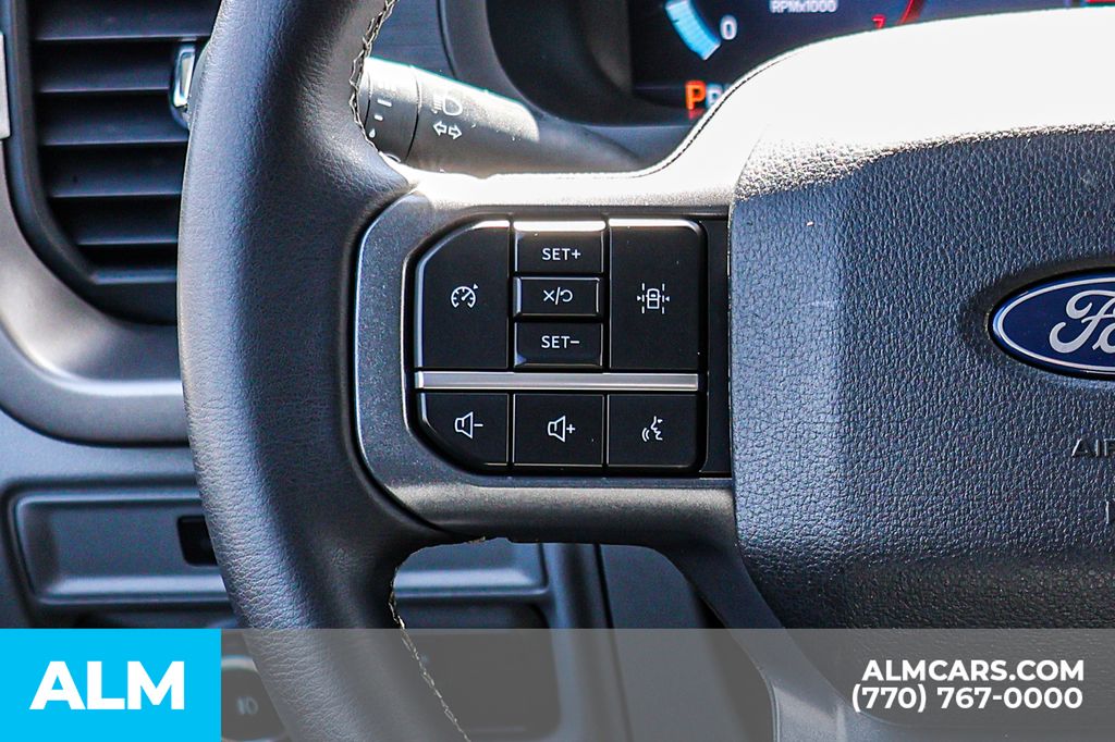 Used 2025 Silver Ford XLT image 34