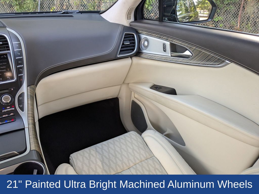 2019 Lincoln Nautilus Black Label