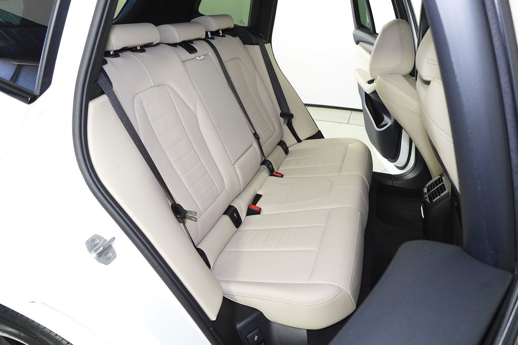 Thumbnail: 2023 BMW X3 - 20